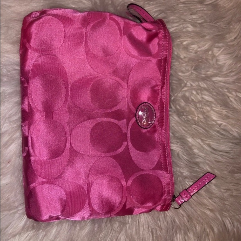 9 Coach travel bags - Picture 3 of 8